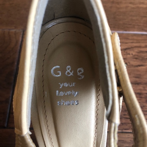 G&g tan/cream colour heels with hole detailing and straps size 38/8 - Picture 5 of 7
